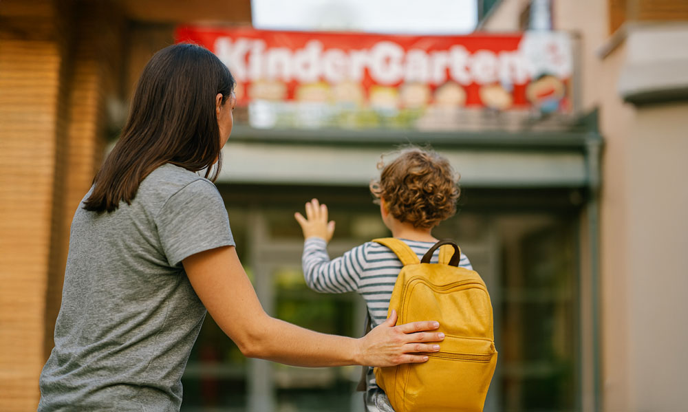 LSB-Sportservice-Potsdam-Brandenburg-Kiga-Schulplatz_Eltern